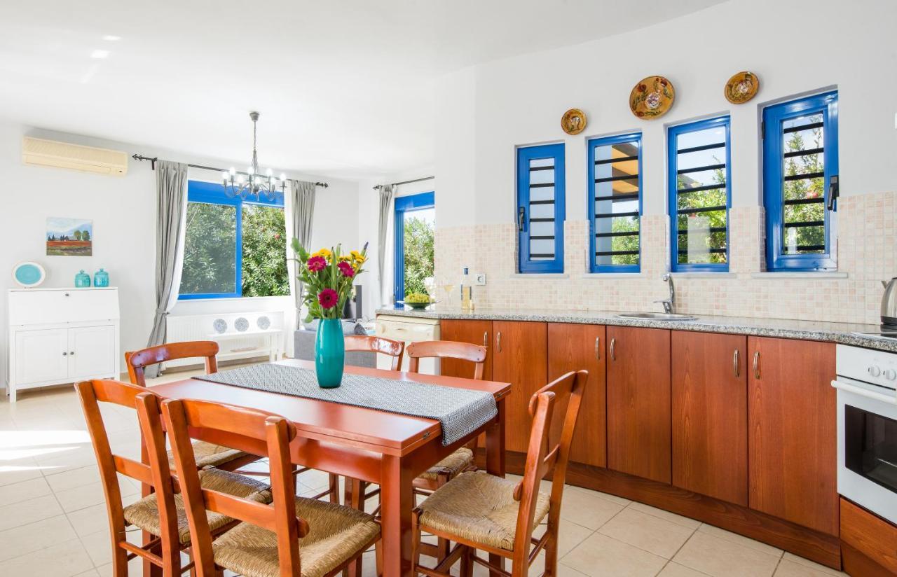 Oasea Villa Tavronitis  Ngoại thất bức ảnh