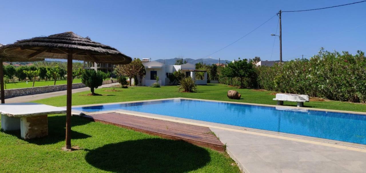 Oasea Villa Tavronitis  Ngoại thất bức ảnh